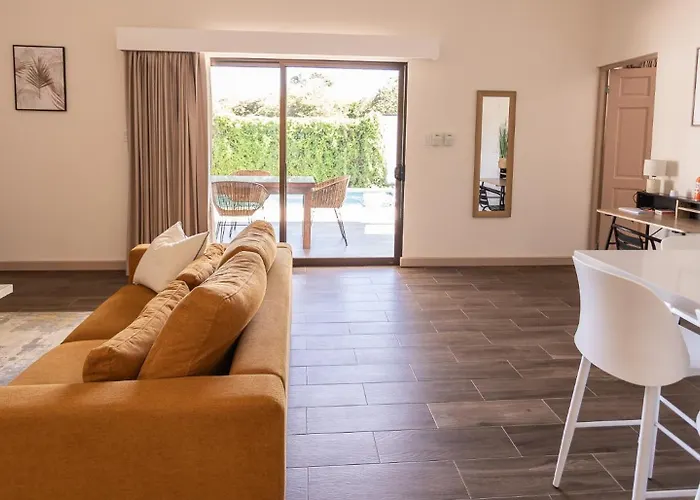 Les Voiles Blanches Hotel 4*