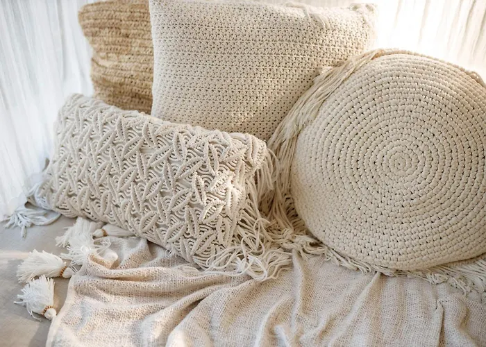 Les Voiles Blanches